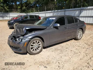 2018 BMW 3 Series 320i xDrive z VIN WBA8A3C54JA358624, wystawiony jako Copart lot #74696374 z przebiegiem 55 342 mil mil oraz Szkody całkowita. Historia ofert i sprzedaży dostępna na DreamBid. Obrazek 1.