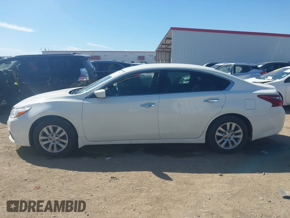 2018 Nissan Altima SV with VIN 1N4AL3AP4JC290385, listed as a IAAI auction lot 41697803 with 165,475 mi miles and . Bid and sale history available at carsss.com. Image 14.