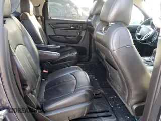 2014 GMC Acadia SLT z VIN 1GKKRRKD5EJ181721, wystawiony jako Copart lot #50465495 z przebiegiem 148 636 mil mil oraz Szkody całkowita. Historia ofert i sprzedaży dostępna na DreamBid. Obrazek 11.