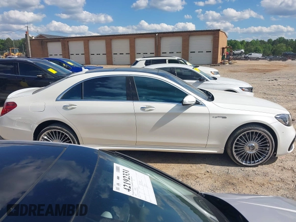 2014 Mercedes-Benz S S 550 with VIN WDDUG8CB7EA020603, listed as a IAAI auction lot 42205201 with 172,725 mi miles. Bid and sale history available at carsss.com. Image 13.