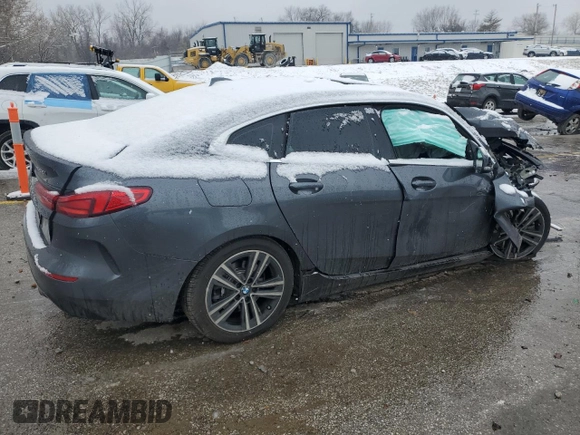 2020 BMW 2 Series 228i xDrive z VIN WBA73AK04L7G17051, wystawiony jako Copart lot #45010915 z przebiegiem Nie podano mil oraz Szkoda całkowita • Salvage title. Historia ofert i sprzedaży dostępna na DreamBid. Obrazek 3.