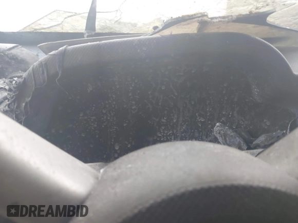 2008 Jeep Wrangler Unlimited Sahara z VIN 1J4GA59188L595981, wystawiony jako IAAI lot #42428134 z przebiegiem Nie podano mil oraz . Historia ofert i sprzedaży dostępna na DreamBid. Obrazek 7.