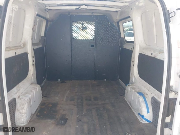 2015 Chevrolet City Express Cargo Van LS with VIN 3N63M0YN9FK729498, listed as a IAAI auction lot 42019572 with 154,359 mi miles. Bid and sale history available at carsss.com. Image 8.