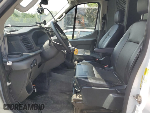 2021 Ford Transit Cargo z VIN 1FTBR1X82MKA08353, wystawiony jako Copart lot #58431105 z przebiegiem 100 195 mil mil oraz Szkoda całkowita • Salvage title. Historia ofert i sprzedaży dostępna na DreamBid. Obrazek 7.