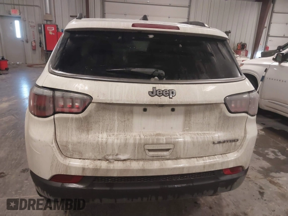 2019 Jeep Compass Limited with VIN 3C4NJCCB1KT662905, listed as a IAAI auction lot 41572268 with 105,377 mi miles. Bid and sale history available at carsss.com. Image 16.