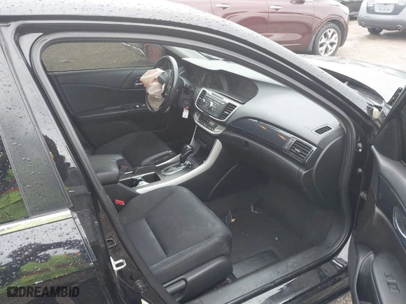 2015 Honda Accord Sedan Sport with VIN 1HGCR2F54FA239170, listed as a IAAI auction lot 41733576 with 111,621 mi miles. Bid and sale history available at carsss.com. Image 5.