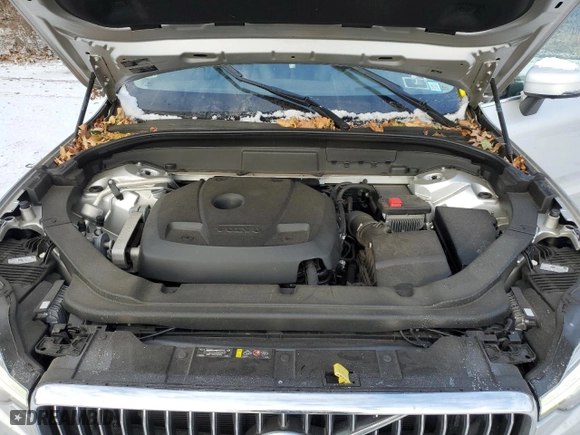 2019 Volvo XC60 Inscription with VIN LYV102RLXKB227618, listed as a Copart auction lot 89004055 with 41,981 mi miles and Salvage Title. Bid and sale history available at carsss.com. Image 12.