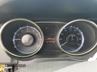 2013 Hyundai Sonata Limited z VIN 5NPEC4AC6DH711644, wystawiony jako Copart lot #61027705 z przebiegiem 65 443 mil mil oraz Szkoda całkowita • Salvage title. Historia ofert i sprzedaży dostępna na DreamBid. Obrazek 9.