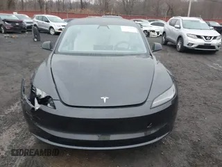 2024 Tesla Model 3 z VIN 5YJ3E1EA9RF858829, wystawiony jako IAAI lot #41160315 z przebiegiem 2 994 mil mil oraz . Historia ofert i sprzedaży dostępna na DreamBid. Obrazek 12.
