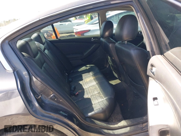 2009 Nissan Altima SL with VIN 1N4AL21E99N463262, listed as a IAAI auction lot 41780030 with 208,207 mi miles and . Bid and sale history available at DreamBid. Image 8.