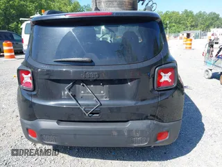 2018 Jeep Renegade Latitude z VIN ZACCJABB0JPJ07945, wystawiony jako IAAI lot #42540256 z przebiegiem 181 655 mil mil oraz . Historia ofert i sprzedaży dostępna na DreamBid. Obrazek 15.