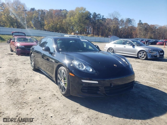 2016 Porsche Panamera S Hybrid with VIN WP0AD2A75GL040227, listed as a Copart auction lot 60998272 with 45,228 mi miles. Bid and sale history available at carsss.com. Image 1.