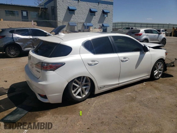 2015 Lexus CT 200h z VIN JTHKD5BH5F2216872, wystawiony jako Copart lot #51527765 z przebiegiem 8 796 756 mil mil oraz Szkody całkowita. Historia ofert i sprzedaży dostępna na DreamBid. Obrazek 3.