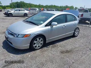 2006 Honda Civic LX z VIN 1HGFA165X6L109137, wystawiony jako IAAI lot #42386768 z przebiegiem 142 255 mil mil oraz . Historia ofert i sprzedaży dostępna na DreamBid. Obrazek 2.