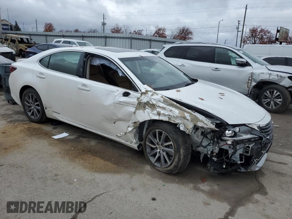 2016 Lexus ES 300h with VIN JTHBW1GG1G2113792, listed as a Copart auction lot 81995344 with 105,391 mi miles and Salvage title. Bid and sale history available at DreamBid. Image 4.