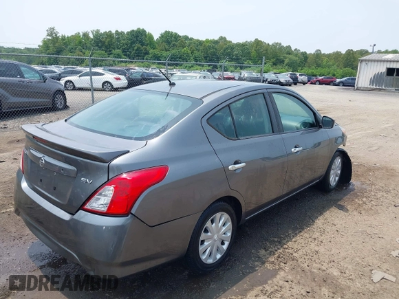2016 Nissan Versa S с VIN 3N1CN7APXGL916946, выставлен на аукционе IAAI как лот 42400425 с пробегом 56 806 миль миль и . История ставок и продаж доступна на DreamBid. Изображение 4.
