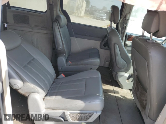 2010 Chrysler Town & Country Touring with VIN 2A4RR5DX4AR345325, listed as a Copart auction lot 47212185 with 162,402 mi miles and Non Repairable. Bid and sale history available at DreamBid. Image 10.