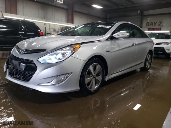 2012 Hyundai Sonata Hybrid with VIN KMHEC4A40CA022676, listed as a Copart auction lot 51004095 with 154,146 mi miles and Salvage Title. Bid and sale history available at carsss.com. Image 1.