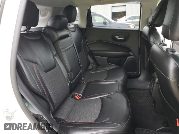 2020 Jeep Compass Trailhawk z VIN 3C4NJDDB1LT122251, wystawiony jako Copart lot #55255875 z przebiegiem 104 462 mil mil oraz Szkoda całkowita • Salvage title. Historia ofert i sprzedaży dostępna na DreamBid. Obrazek 11.