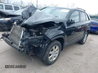 2011 Kia Sorento LX with VIN 5XYKTDA15BG033653, listed as a IAAI auction lot 41844960 with 227,336 mi miles. Bid and sale history available at carsss.com. Image 18.