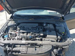 2024 Hyundai Elantra SE with VIN KMHLL4DG3RU832968, listed as a IAAI auction lot 42005178 with 19,175 mi miles and . Bid and sale history available at DreamBid. Image 10.
