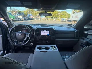2019 Ford F-350 XL with VIN 1FT8W3DT7KEF88122, listed as a Copart auction lot 58671645 with 323,374 mi miles and Clean title. Bid and sale history available at DreamBid. Image 9.