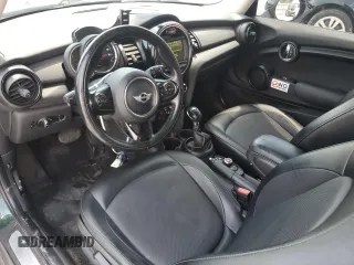 2018 MINI Hardtop Cooper with VIN WMWXP5C52J2G62425, listed as a Copart auction lot 62100435 with 163,698 mi miles and Clean title. Bid and sale history available at DreamBid. Image 8.