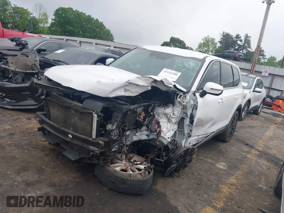 2024 Kia Telluride LX z VIN 5XYP24GC1RG411138, wystawiony jako IAAI lot #42144580 z przebiegiem Nie podano mil oraz . Historia ofert i sprzedaży dostępna na DreamBid. Obrazek 17.