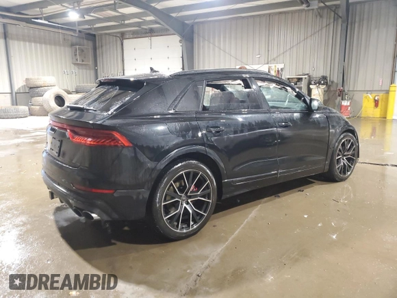 2023 Audi SQ8 Premium Plus z VIN WA1AWBF17PD037591, wystawiony jako Copart lot #88978985 z przebiegiem 28 424 mil mil oraz Szkoda całkowita • Salvage title. Historia ofert i sprzedaży dostępna na DreamBid. Obrazek 3.