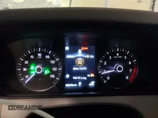 2019 Land Rover Range Rover Velar S z VIN SALYB2EV1KA786622, wystawiony jako Copart lot #46058815 z przebiegiem 88 078 mil mil oraz Szkoda całkowita • Salvage title. Historia ofert i sprzedaży dostępna na DreamBid. Obrazek 9.