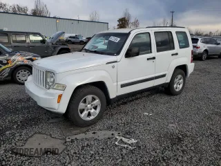 2012 Jeep Liberty Sport z VIN 1C4PJMAK4CW209035, wystawiony jako Copart lot #84721594 z przebiegiem 144 739 mil mil oraz Szkoda całkowita • Salvage title. Historia ofert i sprzedaży dostępna na DreamBid. Obrazek 1.
