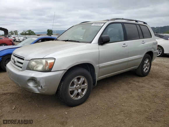 2005 Toyota Highlander with VIN JTEGP21A850048121, listed as a Copart auction lot 53886945 with 221,180 mi miles and Clean Title. Bid and sale history available at carsss.com. Image 1.