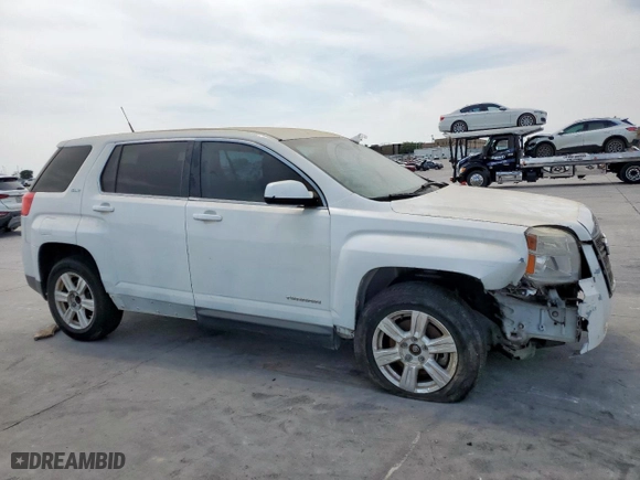 2014 GMC Terrain SLE with VIN 2GKALMEK1E6338135, listed as a Copart auction lot 53539545 with 158,218 mi miles and Salvage Title. Bid and sale history available at carsss.com. Image 4.