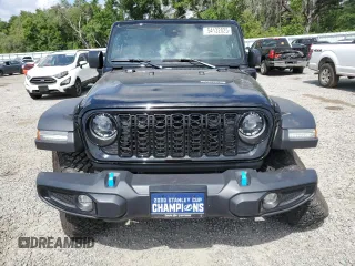 2024 Jeep Wrangler Willys z VIN 1C4RJXN62RW204366, wystawiony jako Copart lot #54132025 z przebiegiem 2 701 mil mil oraz Szkoda całkowita • Salvage title. Historia ofert i sprzedaży dostępna na DreamBid. Obrazek 5.