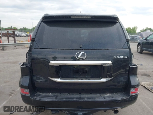 2014 Lexus GX with VIN JTJBM7FX0E5069997, listed as a IAAI auction lot 42076860 with 122,800 mi miles. Bid and sale history available at carsss.com. Image 17.