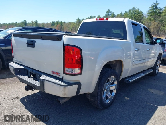 2013 GMC Sierra 1500 Denali z VIN 3GTP2XE2XDG220890, wystawiony jako IAAI lot #42107852 z przebiegiem 159 876 mil mil oraz . Historia ofert i sprzedaży dostępna na DreamBid. Obrazek 4.