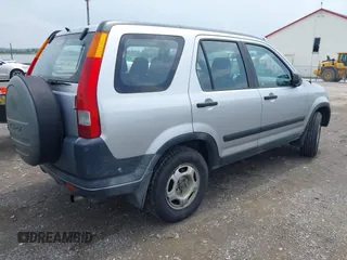 2002 Honda CR-V LX z VIN JHLRD78552C080484, wystawiony jako IAAI lot #42471119 z przebiegiem 256 937 mil mil oraz . Historia ofert i sprzedaży dostępna na DreamBid. Obrazek 4.