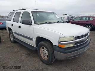 2004 Chevrolet Tahoe LT with VIN 1GNEK13T84J111012, listed as a IAAI auction lot 41662650 with 197,740 mi miles. Bid and sale history available at carsss.com. Image 1.