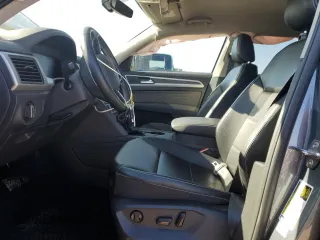 2022 Volkswagen Atlas SE with VIN 1V2DP2CA6NC533553, listed as a Copart auction lot 44554525 with 23,004 mi miles and Salvage title. Bid and sale history available at DreamBid. Image 7.