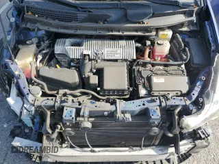2017 Toyota Prius Two z VIN JTDZN3EU7HJ071112, wystawiony jako Copart lot #57523205 z przebiegiem 124 886 mil mil oraz Szkoda całkowita • Salvage title. Historia ofert i sprzedaży dostępna na DreamBid. Obrazek 12.