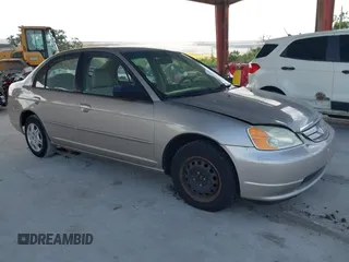 2002 Honda Civic LX with VIN 1HGES16502L027114, listed as a IAAI auction lot 42189609 with 200,417 mi miles and . Bid and sale history available at carsss.com. Image 1.