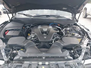 2022 Maserati Levante GT with VIN ZN661XUA3NX402773, listed as a IAAI auction lot 41911976 with 30,719 mi miles. Bid and sale history available at carsss.com. Image 10.