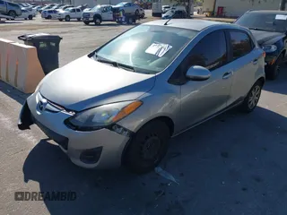 2014 Mazda 2 Sport z VIN JM1DE1KZ5E0182774, wystawiony jako IAAI lot #41657662 z przebiegiem 156 821 mil mil oraz . Historia ofert i sprzedaży dostępna na DreamBid. Obrazek 2.