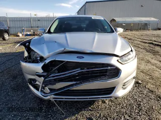 2013 Ford Fusion SE with VIN 3FA6P0H79DR271383, listed as a Copart auction lot 46373865 with 136,000 mi miles and Salvage Title. Bid and sale history available at carsss.com. Image 5.