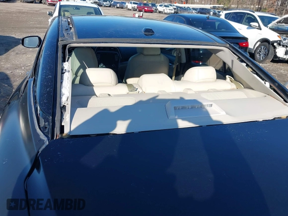 2019 Nissan Maxima Platinum z VIN 1N4AA6AV0KC379524, wystawiony jako IAAI lot #40862758 z przebiegiem 74 145 mil mil oraz . Historia ofert i sprzedaży dostępna na DreamBid. Obrazek 19.