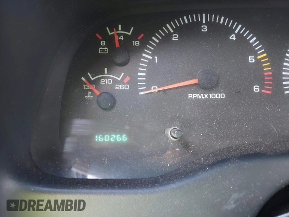 2000 Dodge Dakota with VIN 1B7GL22XXYS588291, listed as a IAAI auction lot 41492668 with 160,266 mi miles. Bid and sale history available at carsss.com. Image 7.