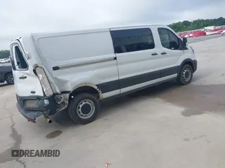 2023 Ford Transit Cargo с VIN 1FTBR1Y88PKA76644, выставлен на аукционе IAAI как лот 42382300 с пробегом 42 299 миль миль и . История ставок и продаж доступна на DreamBid. Изображение 4.