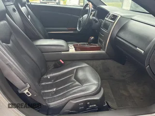 2005 Cadillac XLR z VIN 1G6YV34A255604073, wystawiony jako Copart lot #86889874 z przebiegiem 39 624 mil mil oraz Tytuł czysty. Historia ofert i sprzedaży dostępna na DreamBid. Obrazek 5.