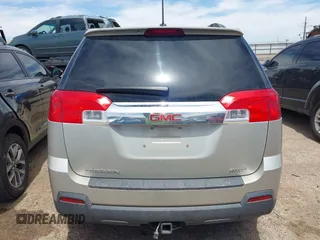 2015 GMC Terrain SLT z VIN 2GKFLXEK1F6240828, wystawiony jako IAAI lot #42164143 z przebiegiem 129 652 mil mil oraz . Historia ofert i sprzedaży dostępna na DreamBid. Obrazek 16.