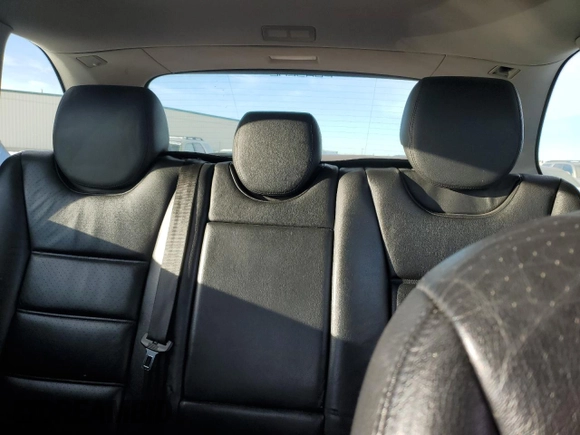 2004 Porsche Cayenne with VIN WP1AA29P04LA21592, listed as a Copart auction lot 83251124 with 306,788 mi miles and Clean Title. Bid and sale history available at carsss.com. Image 10.